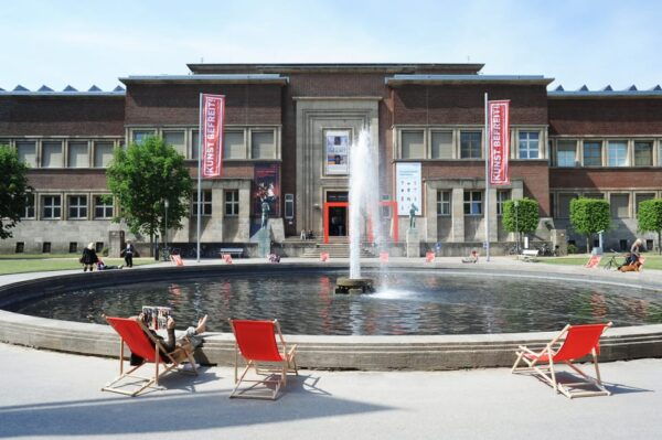 Düsseldorf: 2-Day Art Exhibition and Museum Pass - Tips for Visitors