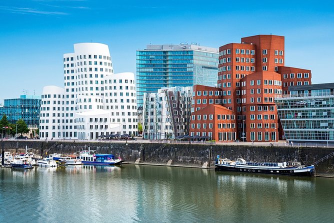 DUSseldorf Arrival Private Transfers From Airport DUS to DUSseldorf - Group Size and Pricing Options