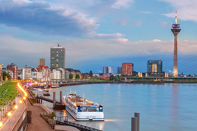 DUSseldorf Arrival Private Transfers From Airport DUS to DUSseldorf - Comfortable and Well-Maintained Vehicles