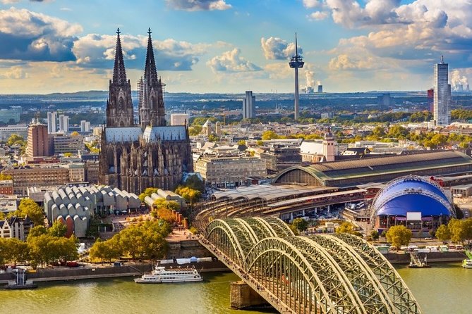 DUSseldorf Arrival Private Transfers From Airport DUS to DUSseldorf - Flexible Scheduling Options