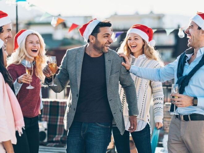 Düsseldorf: Christmas Walk,Fun Game,Team Activity &Challenge - Duration and Availability