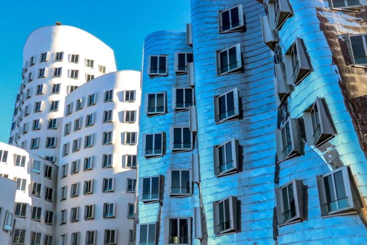 Dusseldorf: City Highlights Express Guided Walking Tour - Activity Details and Benefits