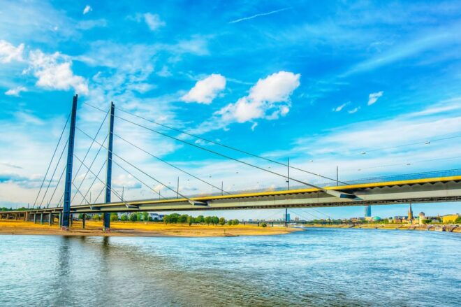 Düsseldorf: City Sightseeing Cruise on the Rhine - Accessibility and Policies