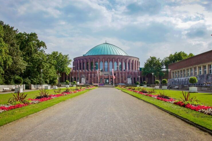 Düsseldorf: Classic City Segway Tour - Highlights
