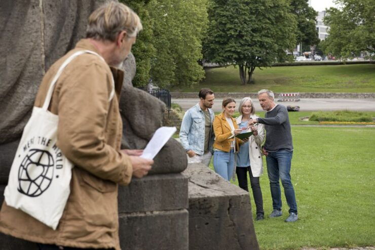 Düsseldorf: Crime Mystery Tour in Pempelfort - Booking Details