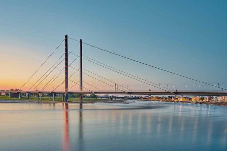 Düsseldorf Delights: Exclusive Private Guided Walking Tour - How to Book Your Tour