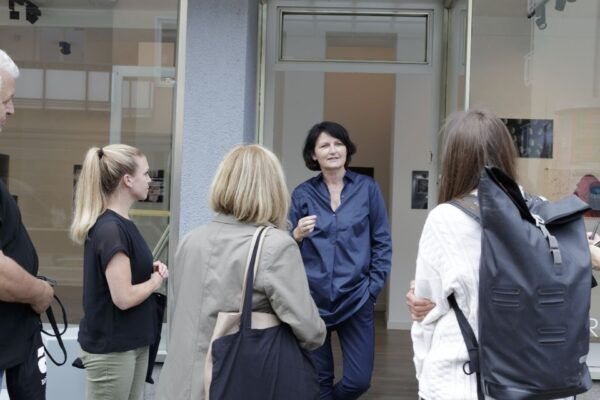 Dusseldorf-Flingern: 3-hour ART-Gallery Tour - Additional Information