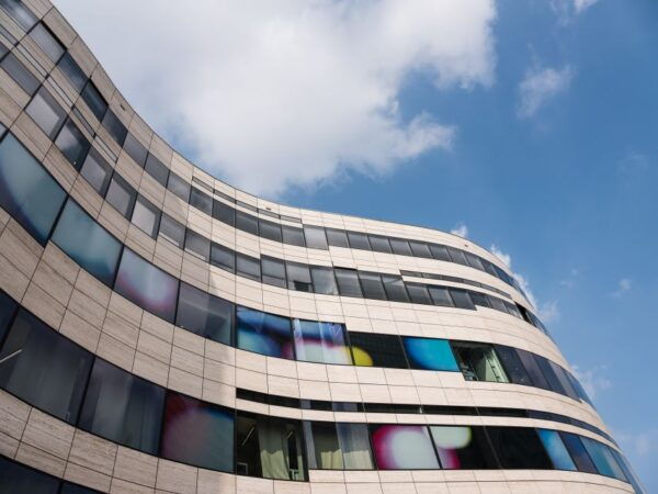 Düsseldorf: Guided Architecture Tour - Common Questions