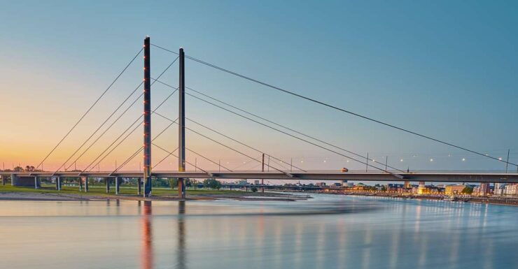 Dusseldorf: Instagram Scenic Spots Guided Walking Tour - Beautiful Riverside Walk