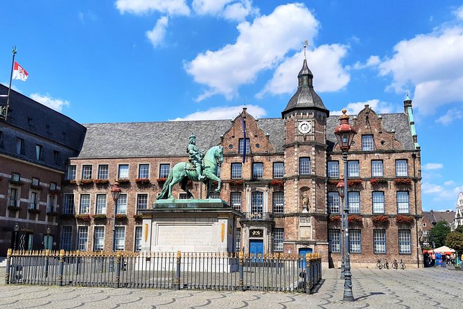Dusseldorf Old Town and Altbier Tour - Tour Highlights
