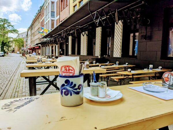 Düsseldorf: Old Town and Banks of Rhine - Heart and Lifeline - Booking Your Düsseldorf Experience