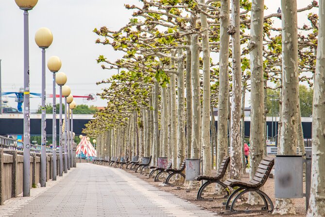 Dusseldorf Photography Tour With a Local Guide  - Düsseldorf - Directions