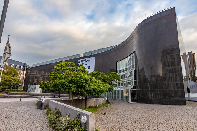 Dusseldorf Photography Tour With a Local Guide  - Düsseldorf - Common Questions