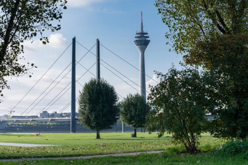 Düsseldorf: Rhine Tower Adult Entry - Good To Know