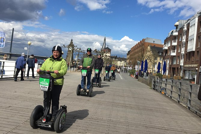 Düsseldorf Segway Tour: Classical City Experience - Tour Details and Requirements