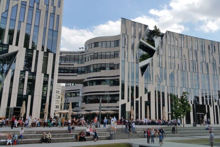 Düsseldorf: Self-Guided Highlights Scavenger Hunt & Tour - Scavenger Hunt Details