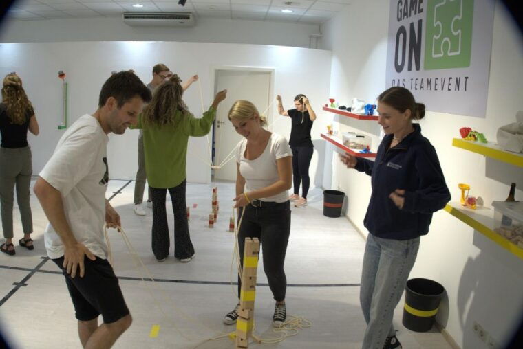 Düsseldorf: The Ultimate Team event (3 rooms - 9 games) - Who Will Love This Experience?