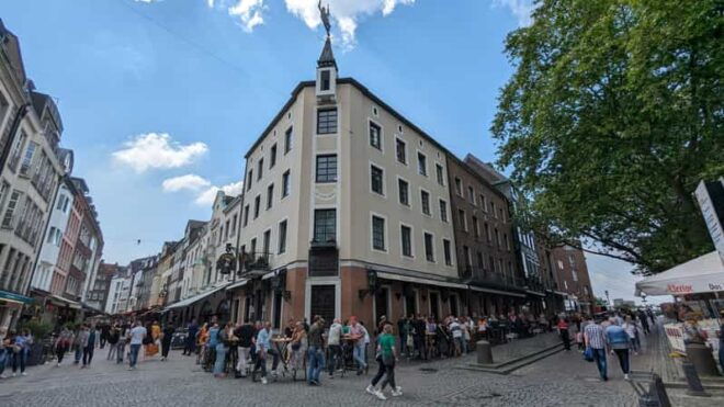Düsseldorf: Tipping Based - Old Town Walking Tour - Customer Feedback