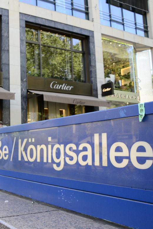 Düsseldorf walk: The Old Town and a charming market square - Key Sites and Hidden Gems