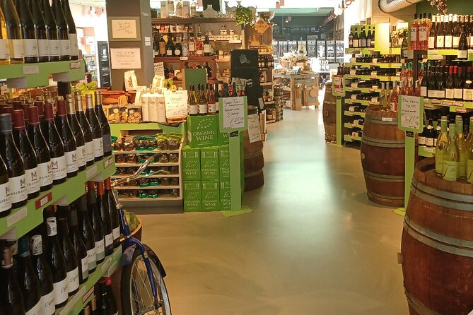 Dutch Cheese Tasting - With Wine or Beer - Meeting and Logistics