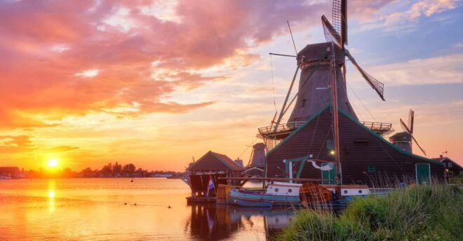 Dutch Countryside Charms: Guided Tour With Turkish-Sp Guide - Highlights and Experiences
