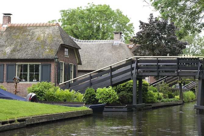 Dutch Glory Tour: Visit 3 Amazing Places From Amsterdam - The Sum Up