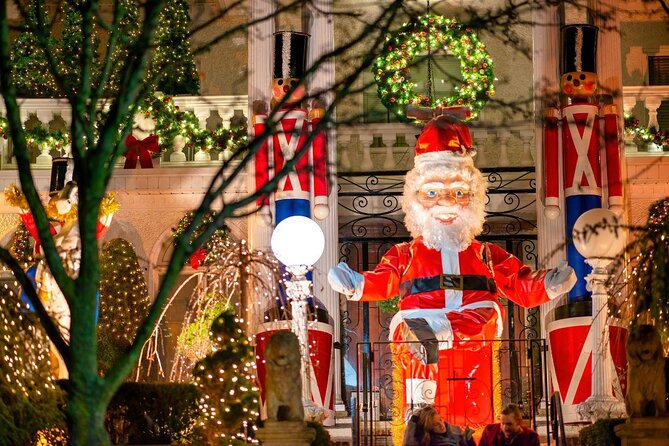 Dyker Heights and NYC Holiday Lights Tour - Tour Highlights