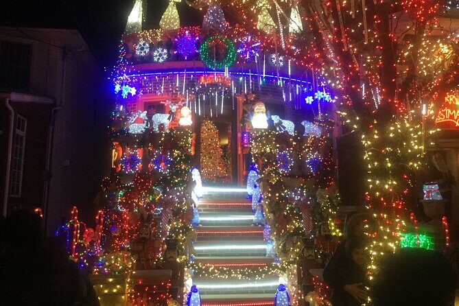 Dyker Heights Brooklyn Christmas Lights Walking Tour - Insider Tip:  