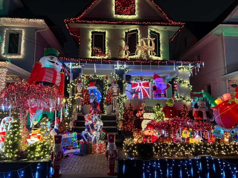 Dyker Heights Christmas Tour: Magic of Christmas in New York - Final Thoughts: Is It Worth It?