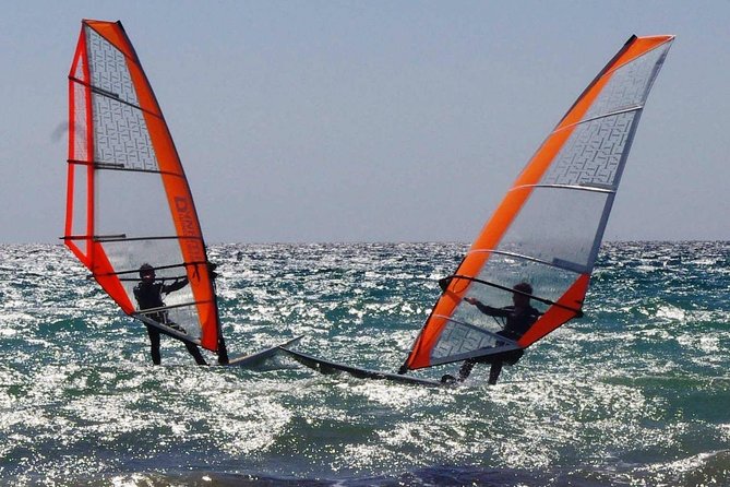 Dynamic Windsurfing Beginner Class Day1 - Basic Windsurfing Techniques to Learn