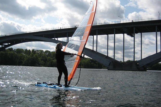 Dynamic Windsurfing Beginner Day2 Stockholm - Common Questions