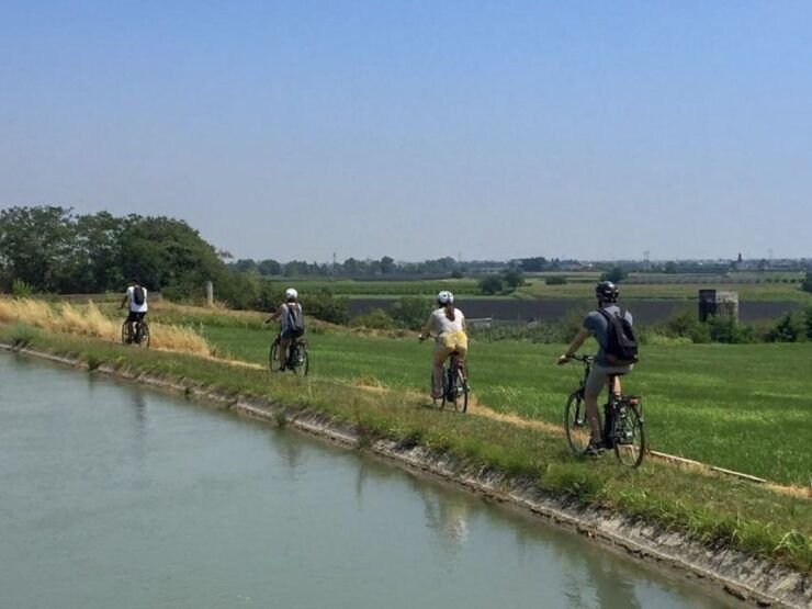 E-Bike Adventure Among Villages and Medieval Castles - Activity Highlights