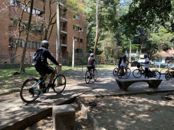 E-Bike City Tour Medellin With Local Beer and Snacks - Flexible Booking and Cancellation Policy