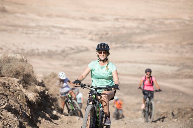 E-Bike Guided Tour Over the North - Easy Level - 35 Km - Common Questions