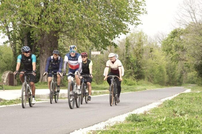 E-Bike Journey From Bordeaux to Saint-Emilion - Tips for a Successful Ride