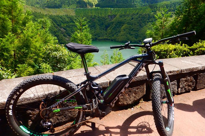 E-Bike Sete Cidades- "All Mountain" Bike Program - Tour Highlights