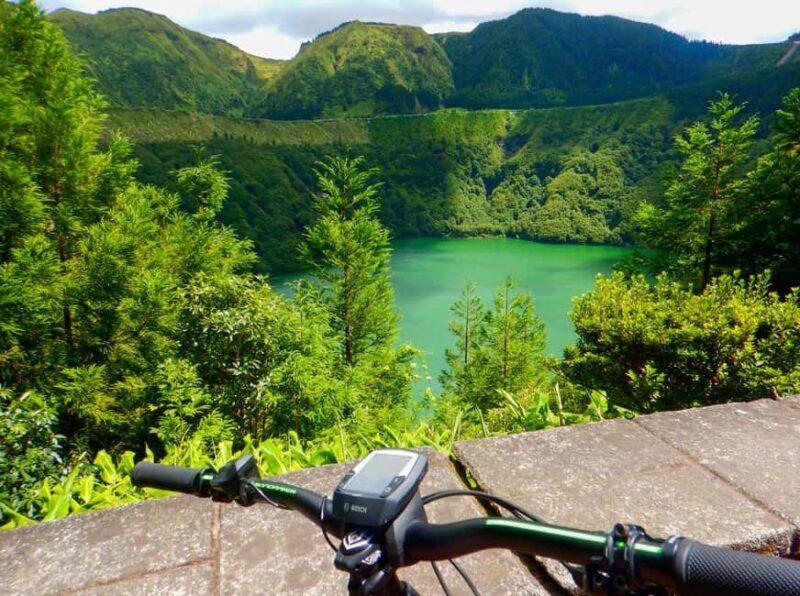 E-bike Sete Cidades Tour with Guide - The Starting Point and Safety Briefing