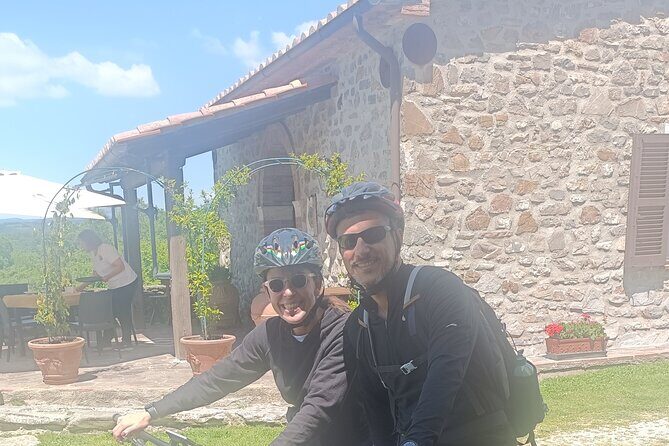 E-Bike Tour fortresses and mountains near the Free Baths of Saturnia - The Sum Up