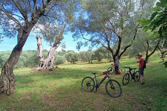 E-Bike Tour fortresses and mountains near the Free Baths of Saturnia - FAQ