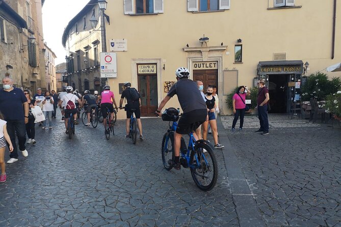 E-Bike Tour in Orvieto in Small Group: History, Culture With Lunch or Dinner - Historical Sites to Explore