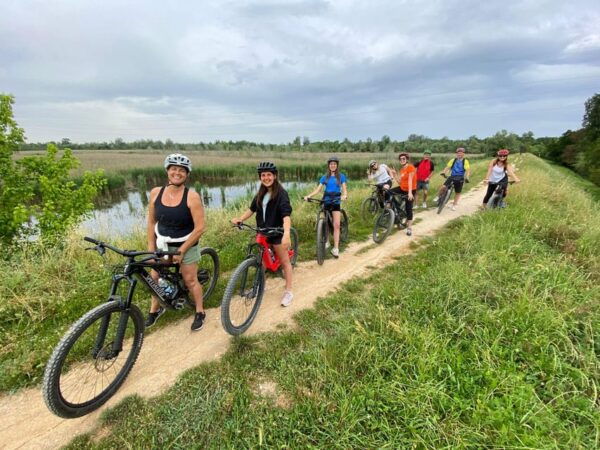 E-Bike Tour in the City of Art Pietrasanta -Apuan Alps & Sea - Additional Activities