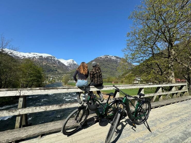 E- Bike Tour of Hellesylt Village - Good To Know