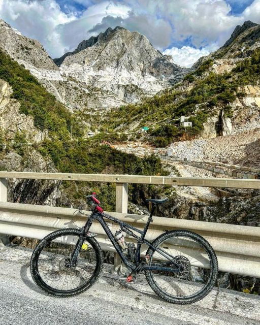 E-Bike Tour to the Carrara Marble Quarries With Lard Tasting - Scenic Views and Unique Landscapes