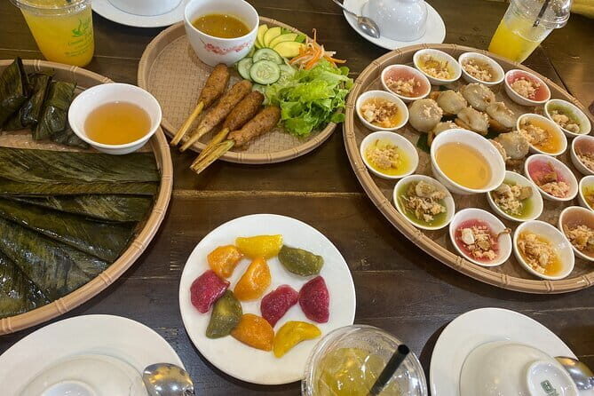 E biking Night Street Food Tour with Local Guide - Good To Know  