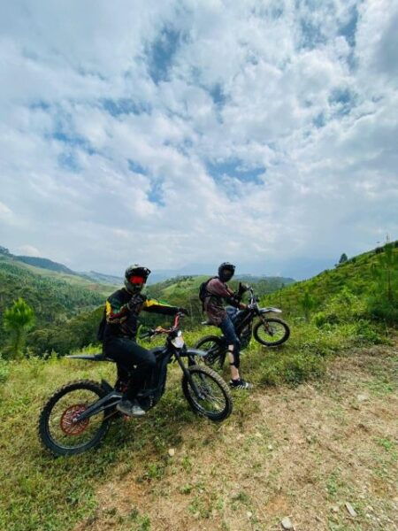 E-Mountain Bike - ADVENTURE - Flexible Booking Options