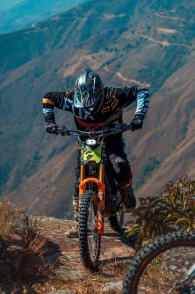 E-Mountain Bike - ADVENTURE - The Sum Up