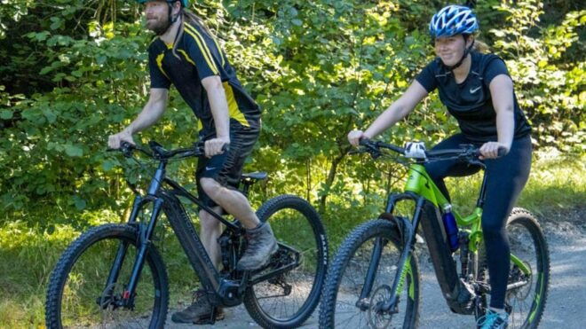 E-Mountain Bike Tour - Equipment and Features