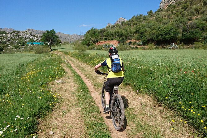 E-Mtb - Cueva Del Gato & Montejaque - 47km - Intermediate Level - Equipment Requirements