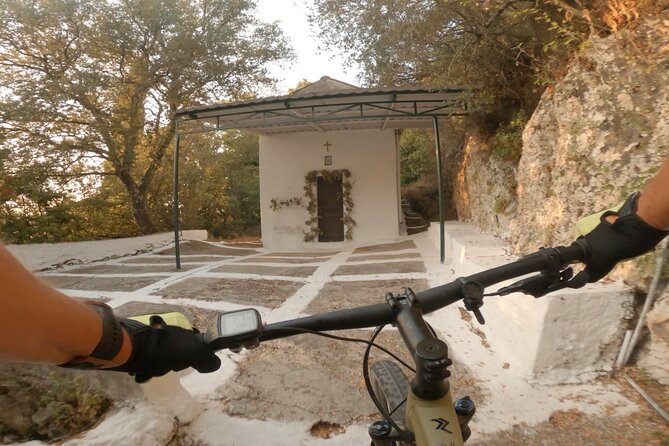 E-Mtb Tour Agii Deka - Stavros Mountain - Achilleion Palace - Directions to Agii Deka - Stavros Mountain - Achilleion Palace