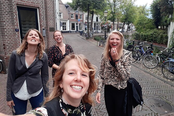 E-Scavenger Hunt Enkhuizen: Explore the City at Your Own Pace - City Trail Experience